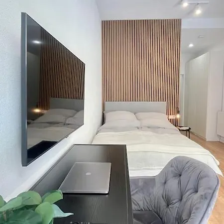 Lejlighed Modernes Im Zentrum Von *